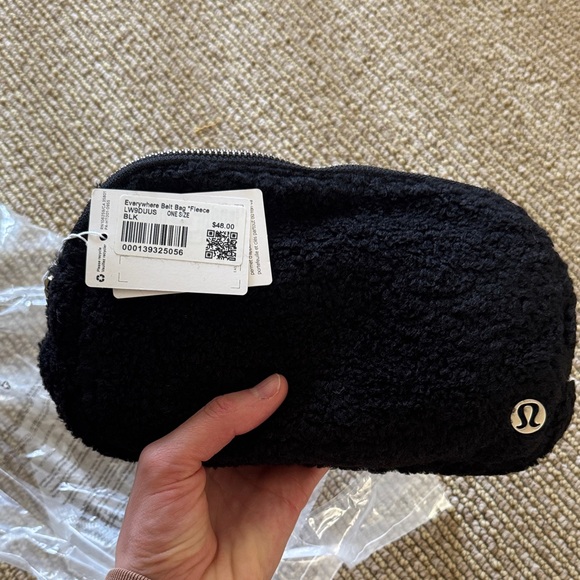 fleece lululemon bag Everywhere Belt *Fleece *Plush *Mesh *Corduroy – TellurideFUEL Lululemon Everywhere Fur Belt Bag
